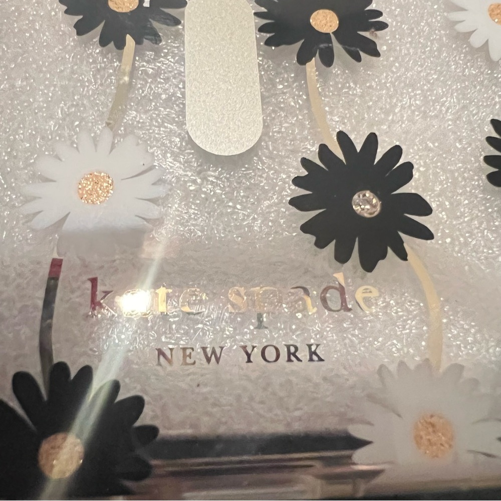 NO FLAWS LIKE NEW Kate Spade Clear Daisy iPhone Case - Black & White Daisies - Picture 8 of 10